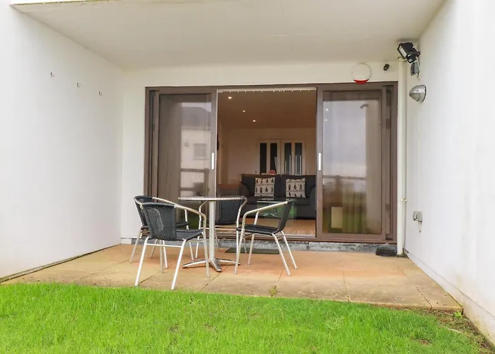 47 Bredon Court