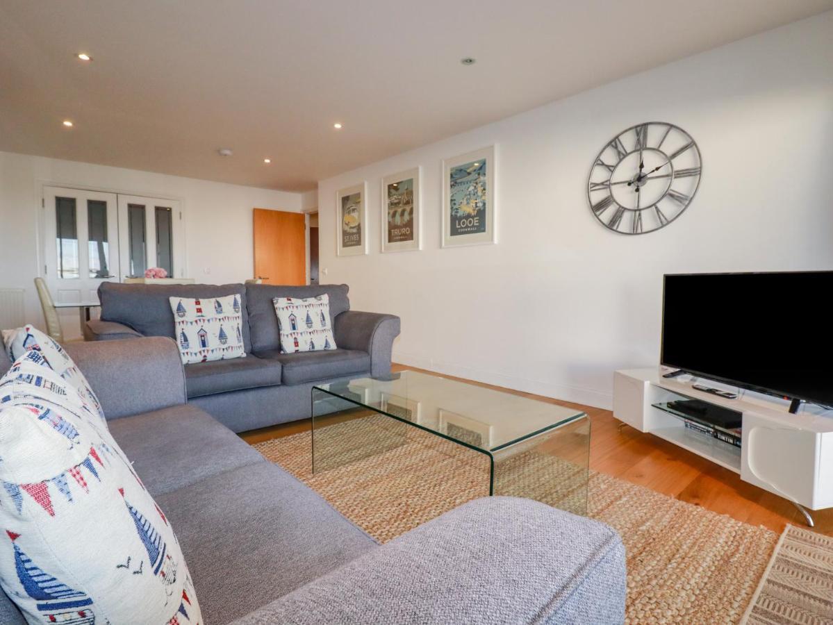 Apartment 47 Bredon Court